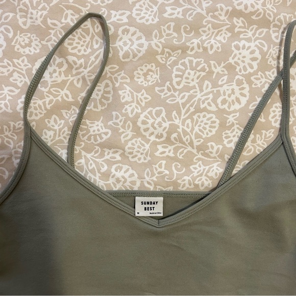Sunday best tank aritzia - Picture 2 of 3